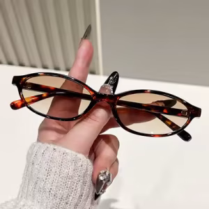 Fashion High Quality Oval Sunglasses Women Men Vintage Simple Style Sun Glasses Outdoor Travel UV Protective Glasses